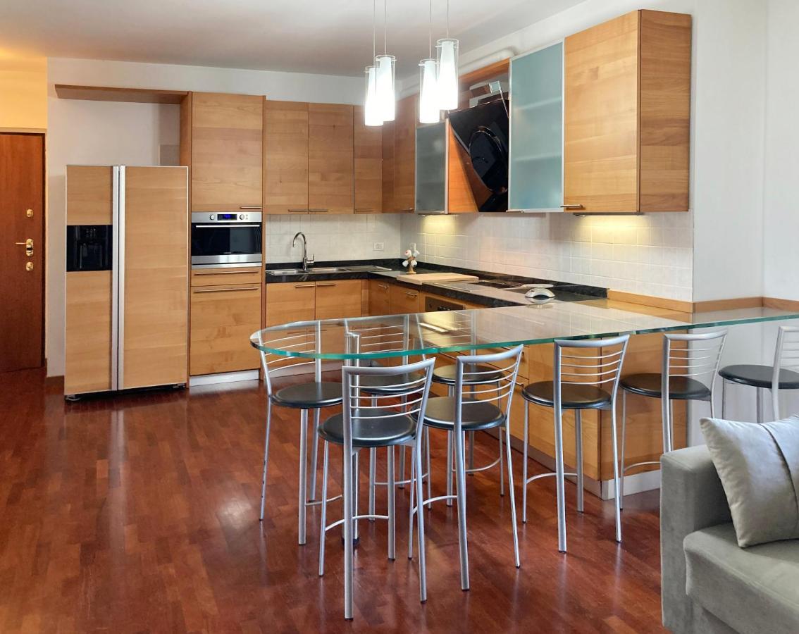 Large well-equipped appartement near Como lake Lecco Extérieur photo