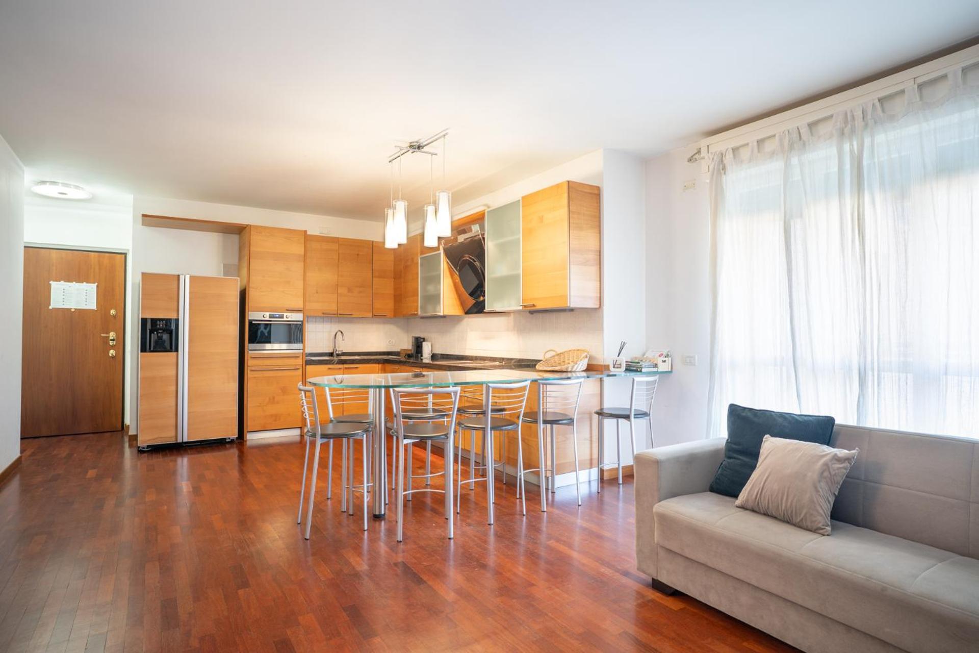Large well-equipped appartement near Como lake Lecco Extérieur photo